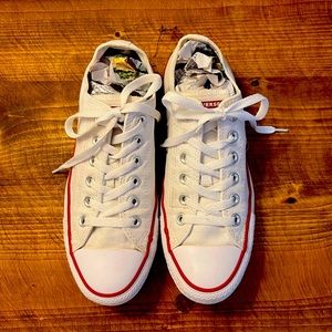 Converse all Star Sneakers 8.5 Women